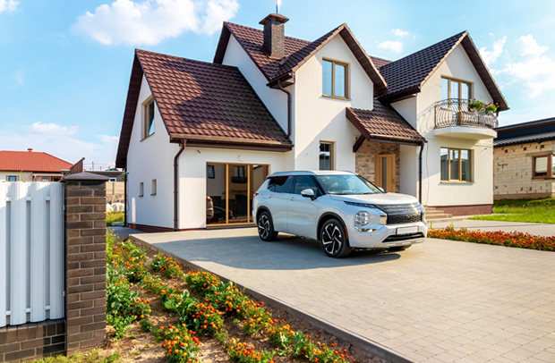 Large suburban home and SUV protected by personal insurance from Selective